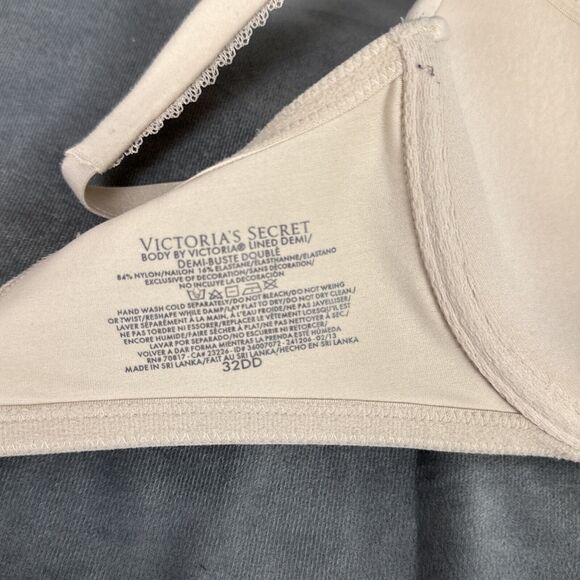 Victoria’s Secret Body By Victoria Lined Demi Bra 32DD Light Beige Underwire - Picture 7 of 7